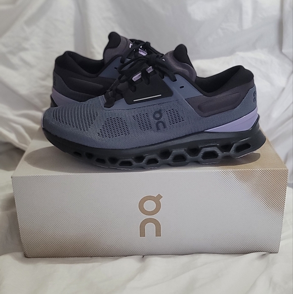 On Cloudstratus 3 - Picture 5 of 7